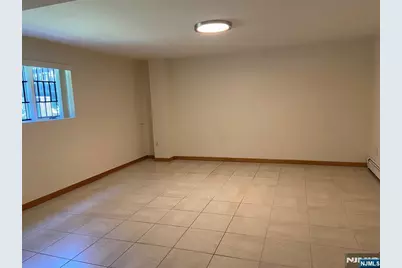 2416 Hammett Avenue A #A, Fort Lee, NJ 07024 - Photo 8