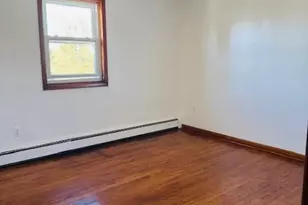 184 Central Ln 2, Secaucus, NJ 07094 - Photo 2