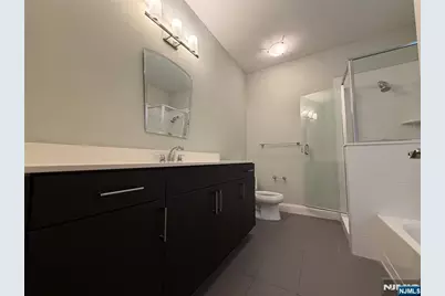 2001 Hudson Terrace 404 #404, Fort Lee, NJ 07024 - Photo 10