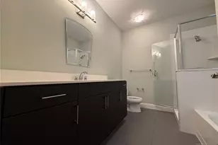 2001 Hudson Terrace 404, Fort Lee, NJ 07024 - Photo 10