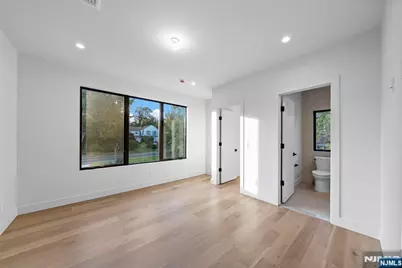 577 Floyd Street, Englewood Cliffs, NJ 07632 - Photo 36