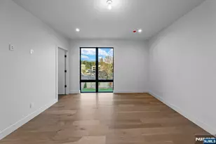 577 Floyd St, Englewood Cliffs, NJ 07632 - Photo 38