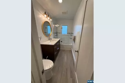 38 S Virginia Court, Englewood Cliffs, NJ 07632 - Photo 14