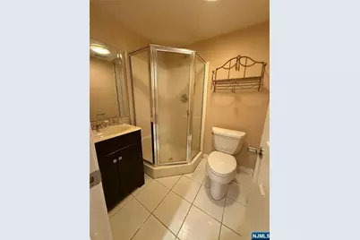 38 S Virginia Court, Englewood Cliffs, NJ 07632 - Photo 16