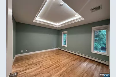 38 S Virginia Court, Englewood Cliffs, NJ 07632 - Photo 10