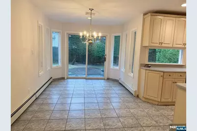 38 S Virginia Court, Englewood Cliffs, NJ 07632 - Photo 6