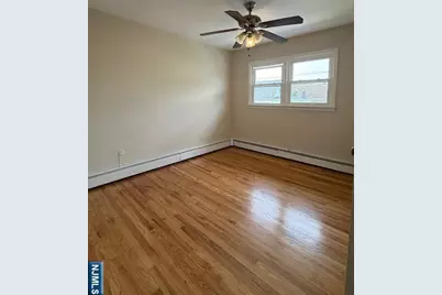 911 York Street 2 #2, East Rutherford, NJ 07073 - Photo 8