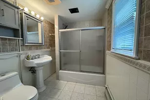 5 Daniel Ct 1, Saddle Brook Township, NJ 07663 - Photo 14
