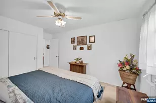 92 Lakeview Terrace, Oakland, NJ 07436 - Photo 18