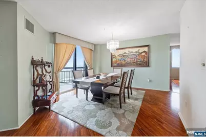 2006 Harmon Cove Tower, Secaucus, NJ 07094 - Photo 6