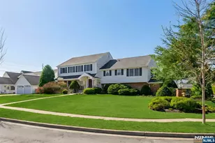 645 Cambridge Rd, Paramus, NJ 07652 - Photo 2