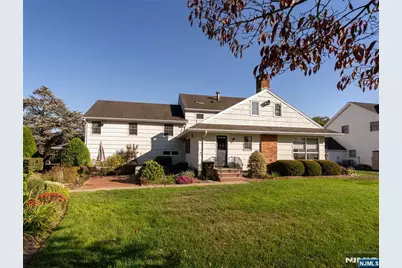 645 Cambridge Road, Paramus, NJ 07652 - Photo 4