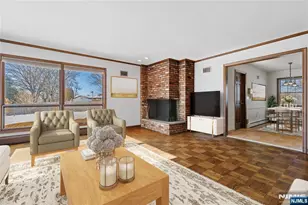 645 Cambridge Rd, Paramus, NJ 07652 - Photo 18