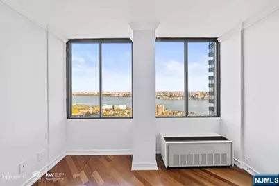 200 Winston Drive 2005 #2005, Cliffside Park, NJ 07010 - Photo 28