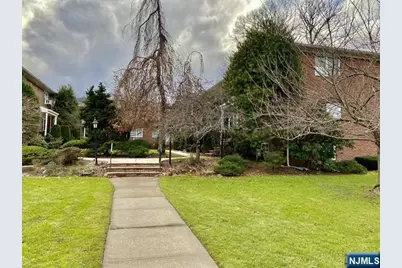 234 Columbia Avenue 20 #20, Fort Lee, NJ 07024 - Photo 10