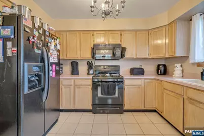 105 Jason Way, North Arlington, NJ 07031 - Photo 8