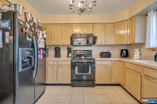 105 Jason Way, North Arlington, NJ 07031 - Photo 8