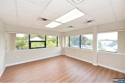 171 Franklin Turnpike 210 #210, Waldwick, NJ 07463 - Photo 8