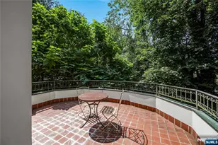 285 Arch Rd, Englewood, NJ 07631 - Photo 18