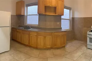 165 Sherman Ave 2, Newark, NJ 07114 - Photo 4