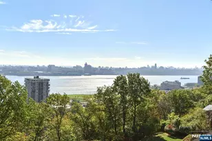 1 Horizon Rd, Fort Lee, NJ 07024 - Photo 4