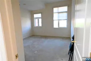 105 Hudson Cove 105, Edgewater, NJ 07020 - Photo 14