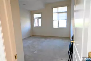 105 Hudson Cove 105, Edgewater, NJ 07020 - Photo 16