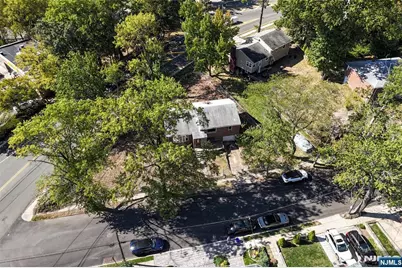 10 Plateau Avenue, Fort Lee, NJ 07024 - Photo 12