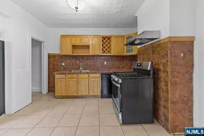 176 N 16th Street, East Orange, NJ 07017 - Photo 20