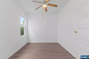 176 N 16th St, East Orange, NJ 07017 - Photo 18