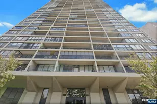 6 Horizon Road 2207, Fort Lee, NJ 07024 - Photo 28