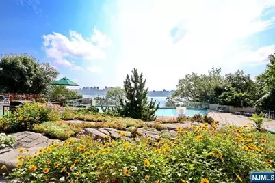 6 Horizon Road 2207 #2207, Fort Lee, NJ 07024 - Photo 32