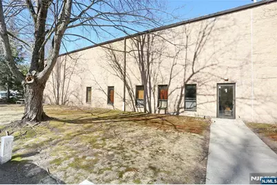 825 Windham Court, Wyckoff Township, NJ 07481 - Photo 20