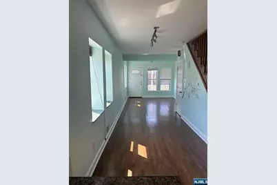 939 Meacham Avenue, Linden, NJ 07036 - Photo 2