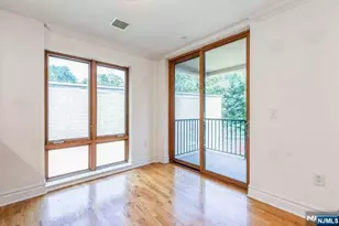 17 Meadow Road 301, Rutherford, NJ 07070 - Photo 6