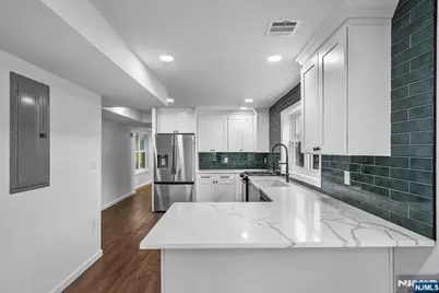 613 S 18th Street, Newark, NJ 07103 - Photo 8