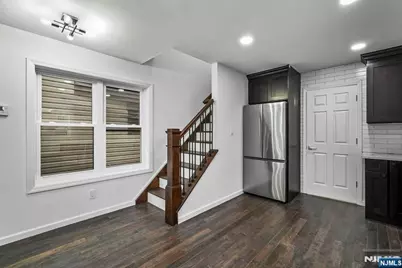 613 S 18th Street, Newark, NJ 07103 - Photo 18