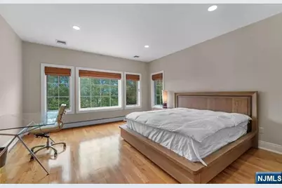 1 Euclid Road, Fort Lee, NJ 07024 - Photo 28