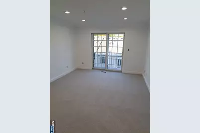 10 Goffle Brook Court, Hawthorne, NJ 07506 - Photo 8