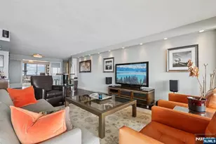 1500 Palisade Ave 27C, Fort Lee, NJ 07024 - Photo 8