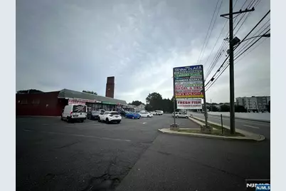 101 Terhune Avenue, Lodi, NJ 07644 - Photo 14