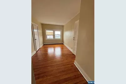 705-707 Ridge, Lyndhurst Township, NJ 07071 - Photo 4