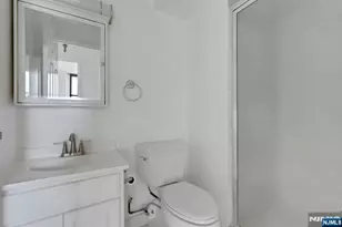 9019 Wall 6B, North Bergen, NJ 07047 - Photo 6