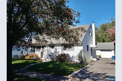 27 Mawhinney Avenue, Hawthorne, NJ 07506 - Photo 2