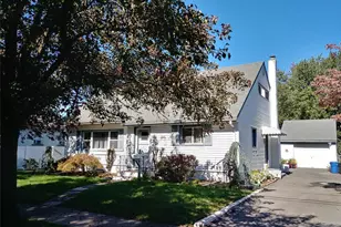 27 Mawhinney Ave, Hawthorne, NJ 07506 - Photo 2