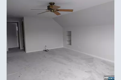 27 Mawhinney Avenue, Hawthorne, NJ 07506 - Photo 4