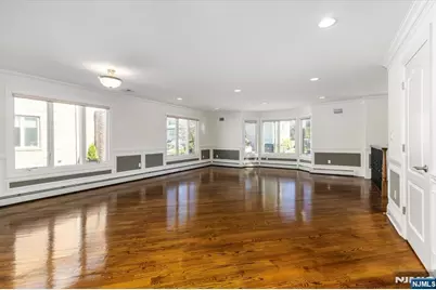 535 7th Street B #B, Palisades Park, NJ 07650 - Photo 2