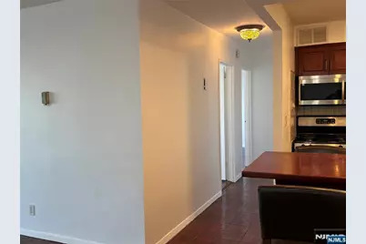 2000 Linwood Avenue 14Y #14Y, Fort Lee, NJ 07024 - Photo 8