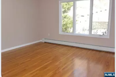 440 Oak Street 1 #1, Ridgefield, NJ 07657 - Photo 10