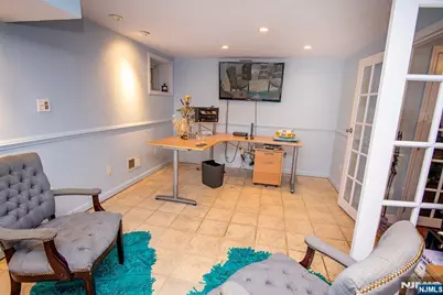 847 Red Road, Teaneck Township, NJ 07666 - Photo 18